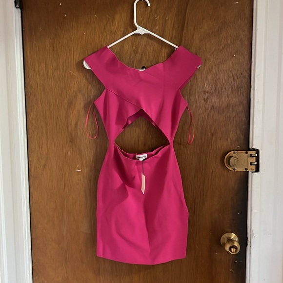 HALLIE CUT OUT MINI IN HOT PINK - Picture 3 of 5
